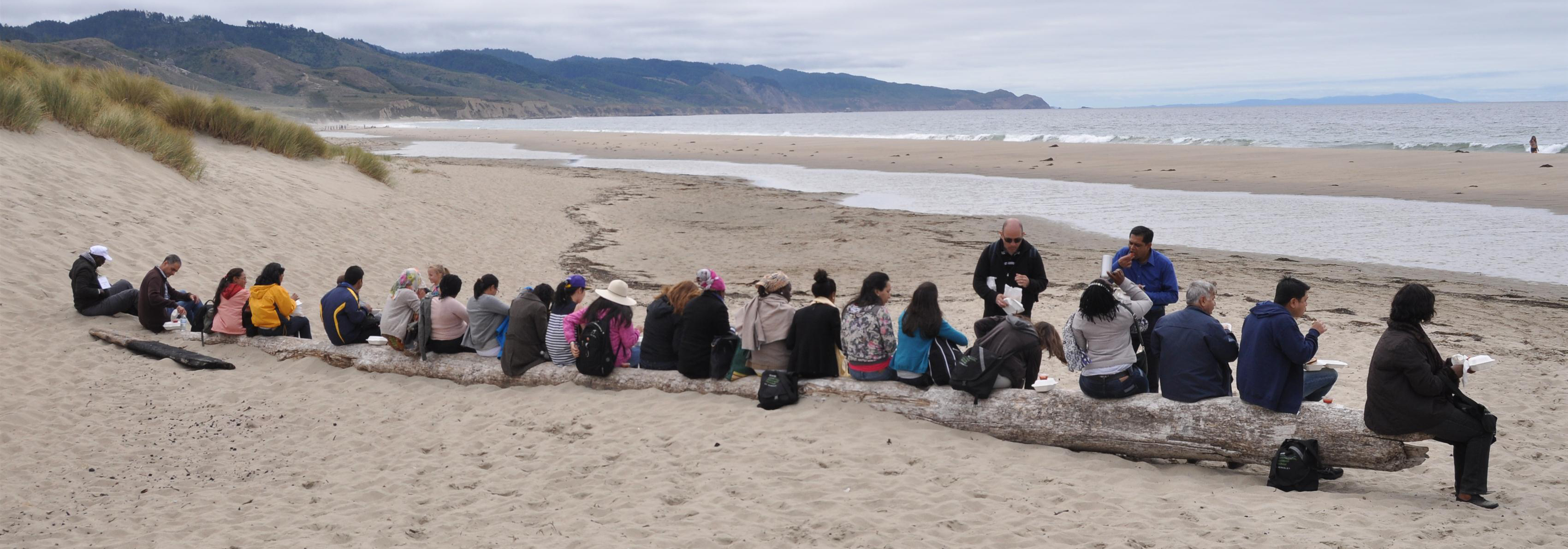 Beahrs ELP students having lunch at the beach